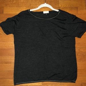 Knit dark gray Tahari Tee